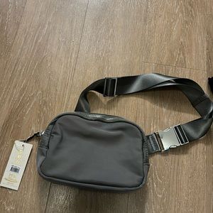Madison west Kai nylon sling brand new